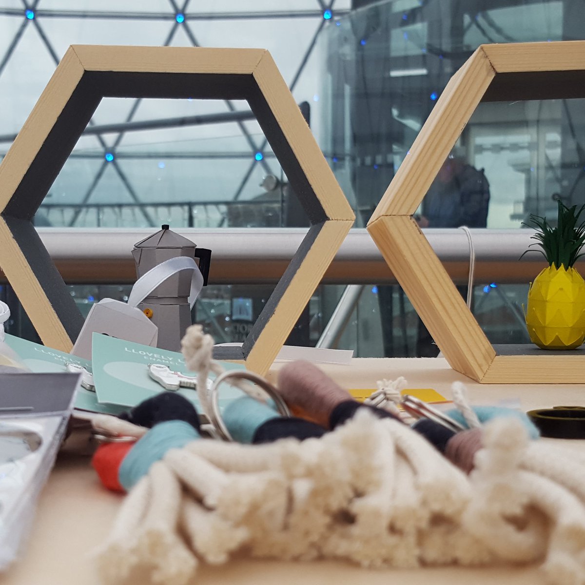 belfastdesignwk's tweet photo. Today at #25POPUP https://t.co/t2NwTa4oXK
