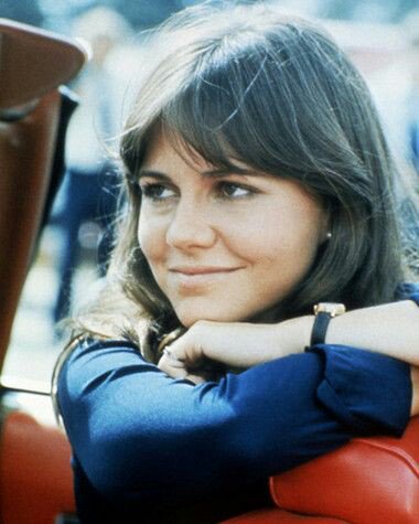 Happy Birthday, Sally Field, born November 6th, 1946, in Pasadena, California. 