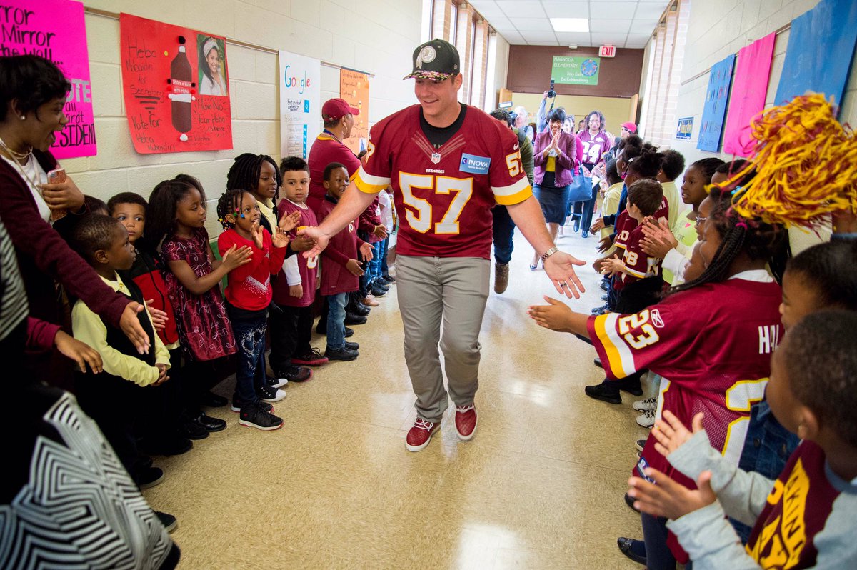 Commanders's tweet photo. .@NickSundberg &amp; @RedskinsCR launched Loads of Love laundry program at @Magnolia8400 today to provide laundry services to students in need! https://t.co/BvTS4qpl2K