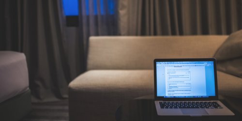 freeupmarket's tweet image. We make #hiring &amp;amp; #workermanagement easier for u so it&apos;s ABSOLUTELY SAFE to outsource customer service overseas! freeeup.com/safe-outsource…