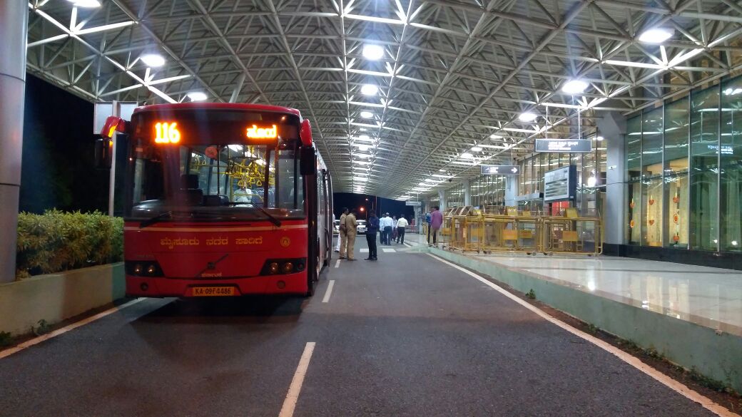 DC_Mysuru's tweet image. Thanks to @KSRTC_Journeys for starting Airport bus service upto City Bus stand for passengers flying in to Mysuru.