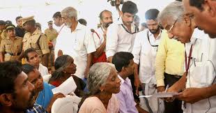 SumaPuthupally's tweet photo. If  Pinarayi takes case against Oommen Chandy, who is an honest, popular leader of common people , that will backfire CPM. #standwithoc https://t.co/QvnPIHtWkR