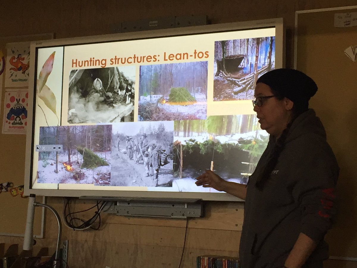 noelle_pepin's tweet photo. @beeNmusing teaching 3/4s about traditional Tahltan winter housing, lots of questions and engagement #indigenousmaker https://t.co/CljG3q5tZB
