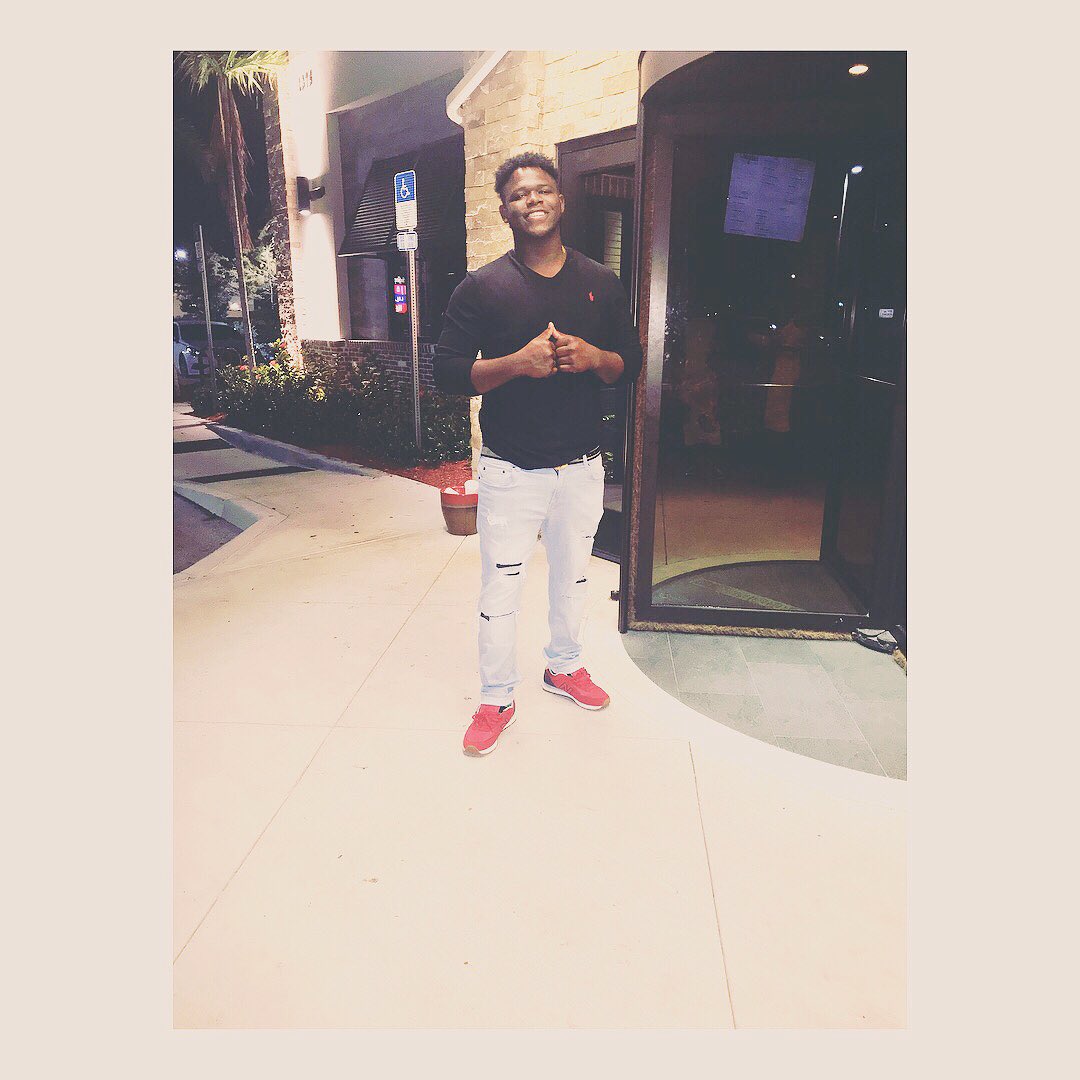 yaadbwoyja's tweet image. Birthday was a breeze👏🏽😇 #oush #calm