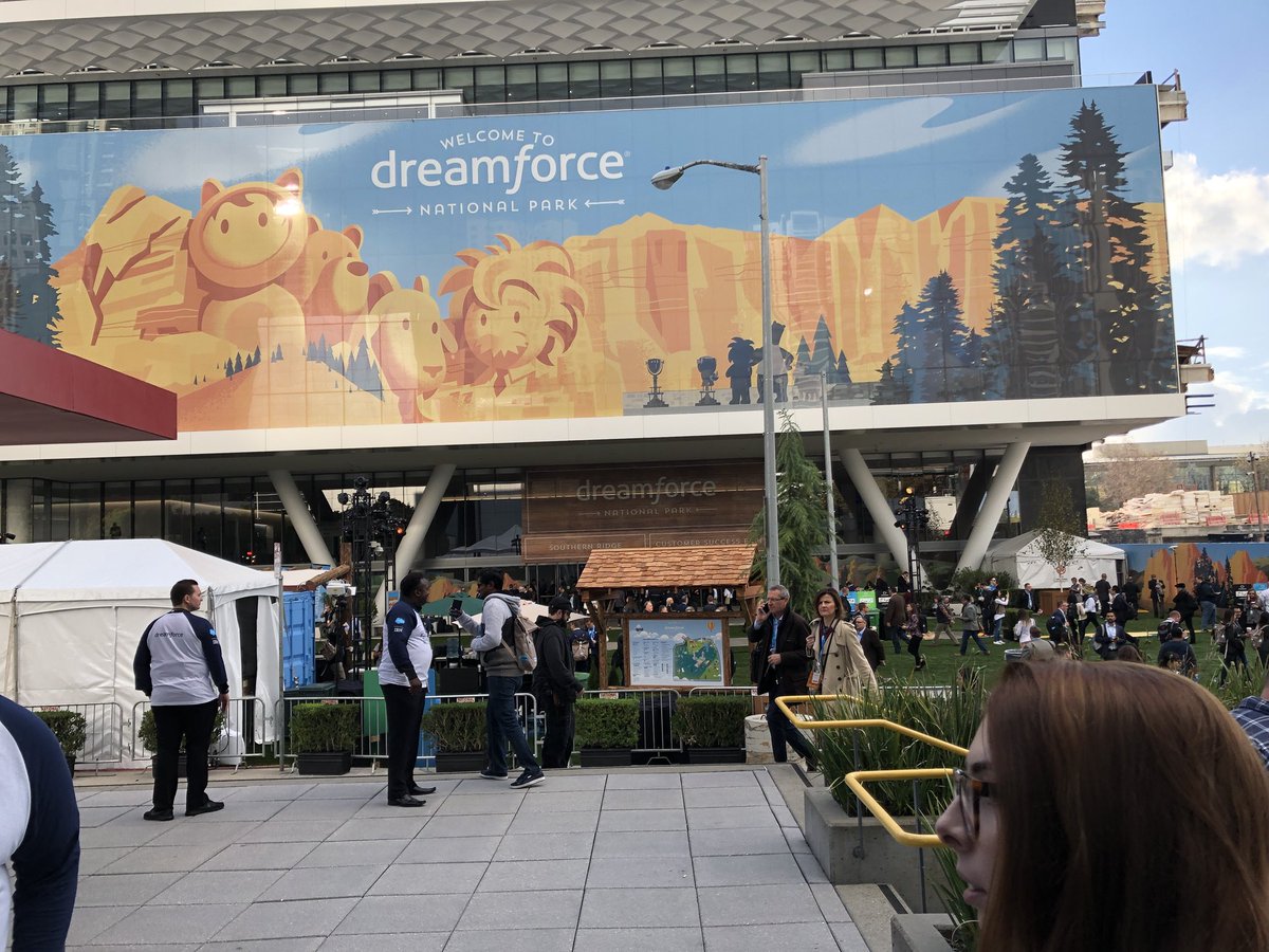 acontecendoaqui's tweet photo. Estamos em San Francisco, com nossa parceira @clearinovacao na cobertura do Dreamforce 2017! #DF2017 #InnovationLearningTrip #ILT17 https://t.co/tAu74nPHmM