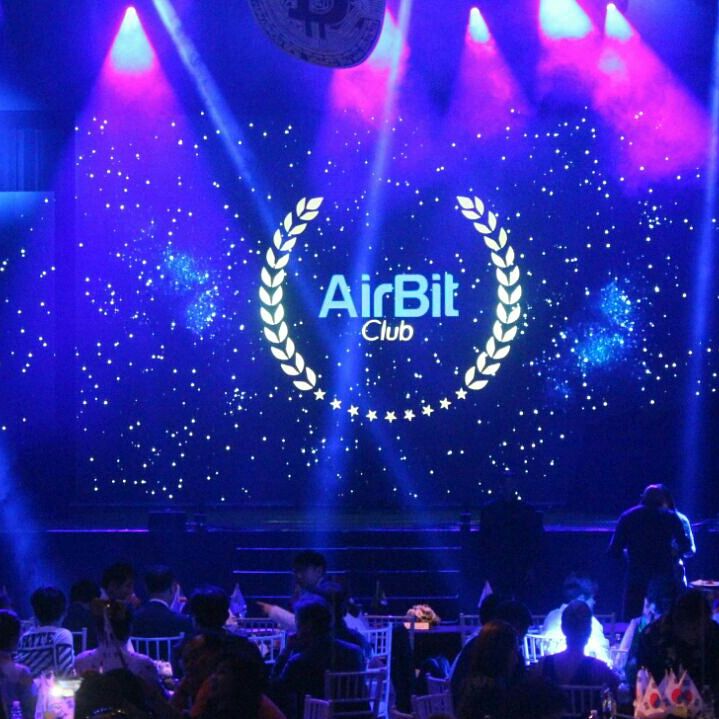 AirBit_Club's tweet image. Evento realizado neste sábado 04/11 no #Brasil
Na oportunidade líderes mundiais da Rússia, México, Coréia do Sul, Colômbia
#AirBitClubBrasil