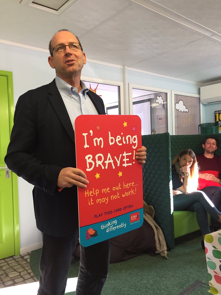 Paul_Lindley's tweet photo. 🙏 @ldavidmarquet 4 being #brave today -sharing leadership insight @ellaskitchenUK.🙌 #TurnTheShipAround 2nd best biz book in 🌍. #LittleWins😉 https://t.co/23G78B2Fiw