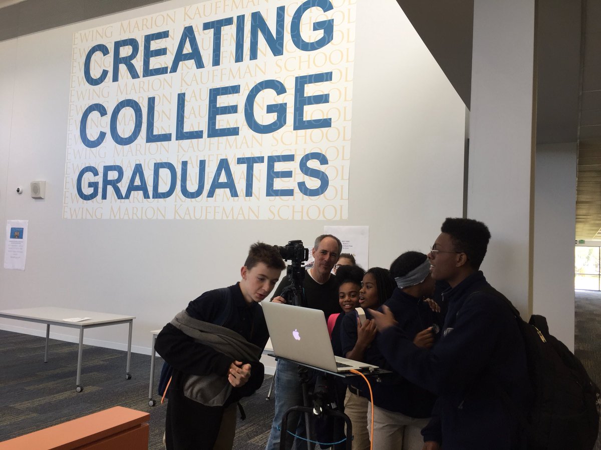 vanessarenae's tweet photo. A great photo shoot today @KauffmanSchool with @BraleyPHOTO, even included a lesson on photography! #dlrgroup https://t.co/wQE5Wx8gps