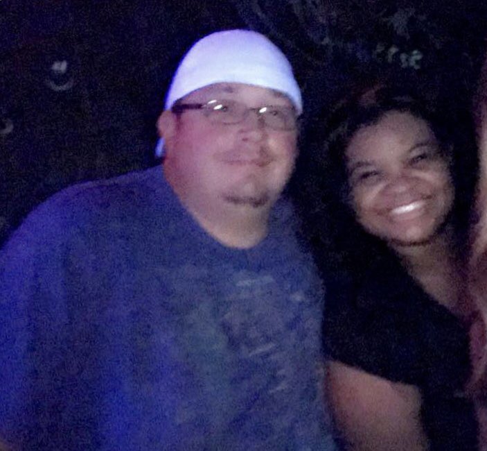 danielle_4QUEEN's tweet photo. Even Tiffin’s most famous DJ is supporting this queen and you should too! 😜 #DJBiscuit #celebstatus #danielle4QUEEN https://t.co/d1iRDV7AOZ