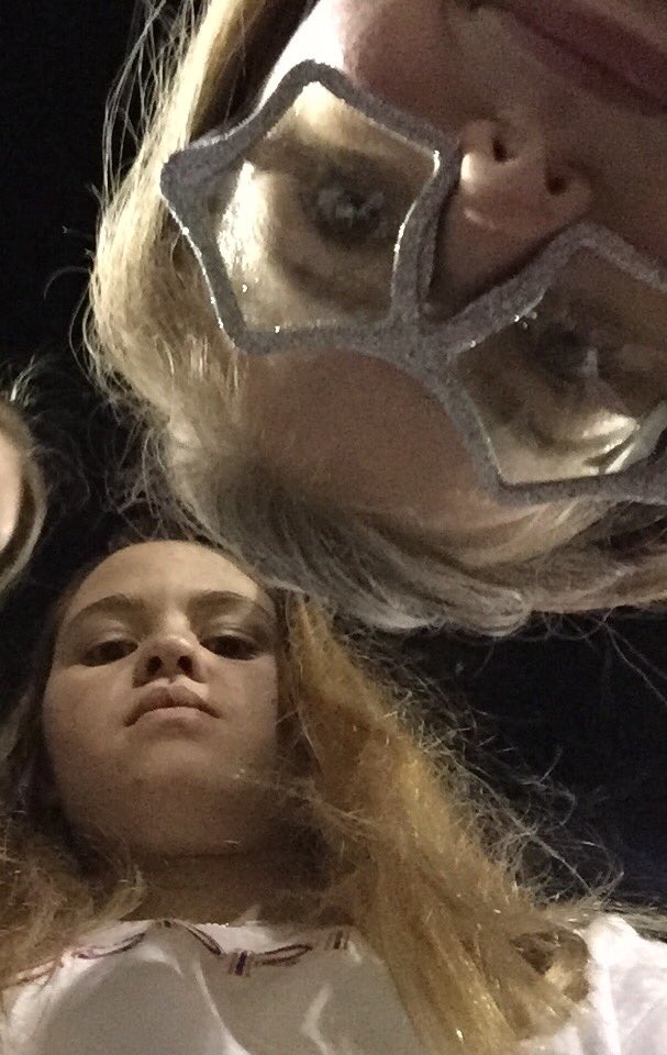 manoycethings's tweet photo. Happy 18th bday to the WOM of the century. have a blessed day #blessed #TEMPO #HBD #ur18?? https://t.co/j1PnO4pY5r