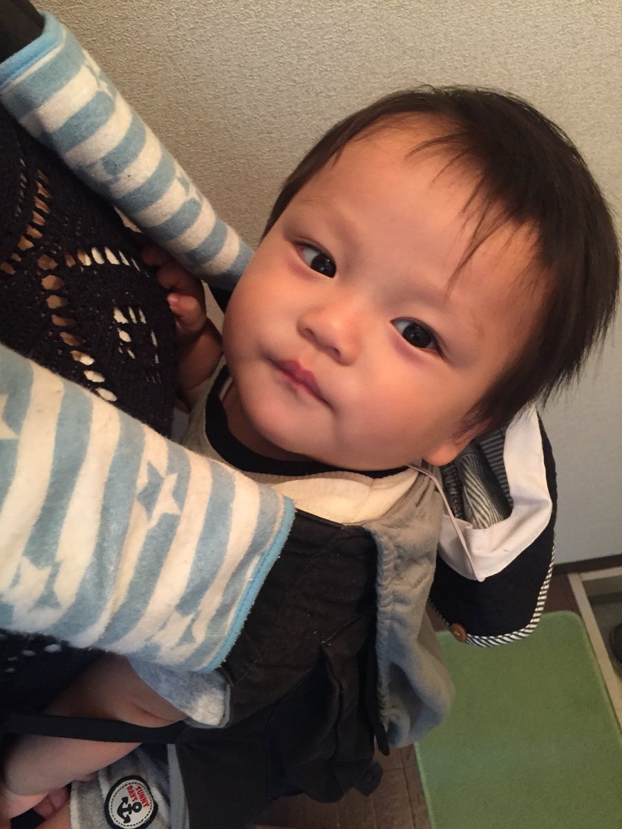 jin02270's tweet photo. 自分の子供とは思えないパッチリ二重加減👀
羨ましいわ… https://t.co/EoNPURKDtc