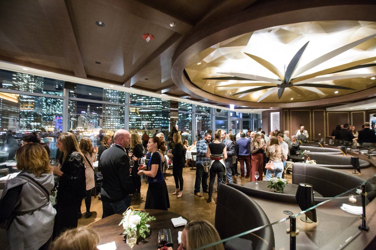 michiganavemag's tweet photo. PARTY PICS: @GibsonsItalia ushered in its wow-worthy space with an exclusive reception: https://t.co/ej94iv75yV https://t.co/Cg3wxh36Ny