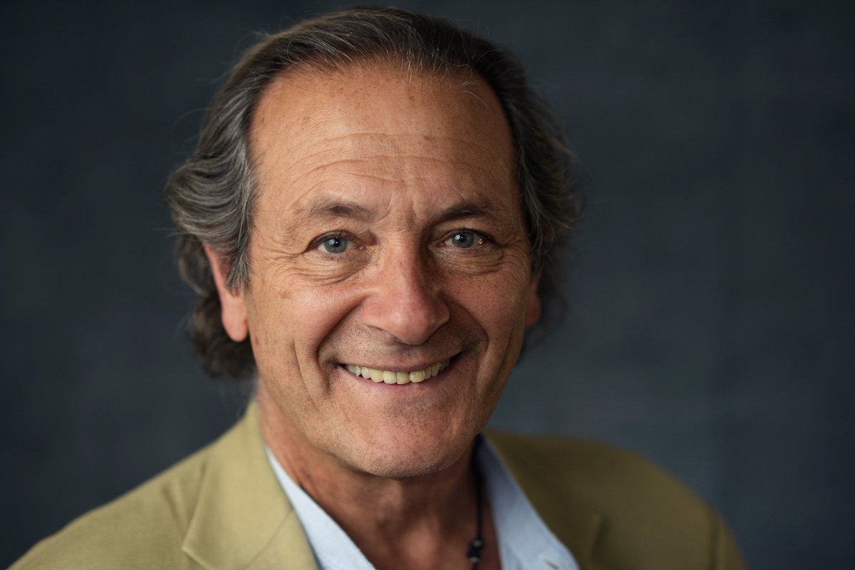 MedicinaUDP's tweet photo. A las 18.30 horas transmisión en vivo por @EmolTV de conferencia del Dr. Fernando Zegers, en Protagonistas 2030 https://t.co/a8wpAhh2IY https://t.co/x5ljwFCxsS