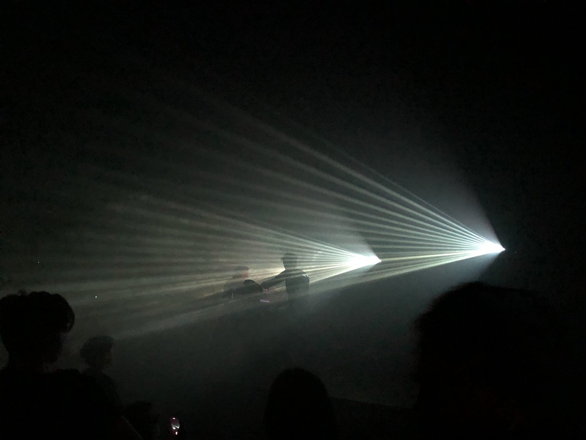 Angers's tweet photo. Très belle soirée performance avec Walter Dean #ConnnectedWeek dispositif immersif où le public est baigné dans un univers visuel et sonore https://t.co/eAEyDh59wh