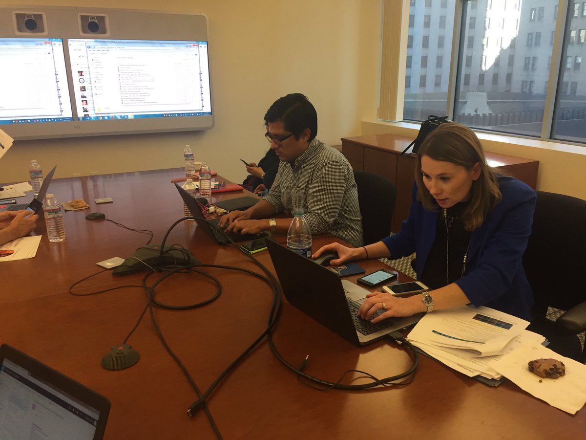dcmiles7's tweet photo. #CollegeSense @JasonVasquezWF &amp; @AmyInjaianWF focused on responding to student questions. https://t.co/M2l9HPrj7K