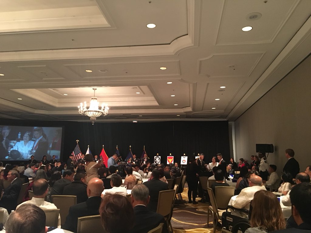 FilVetsREP's tweet photo. Next-of-kin accepting Congressional Gold Medals on behalf of their loved ones #FilVetRepCGM https://t.co/NcoNZF4WiA