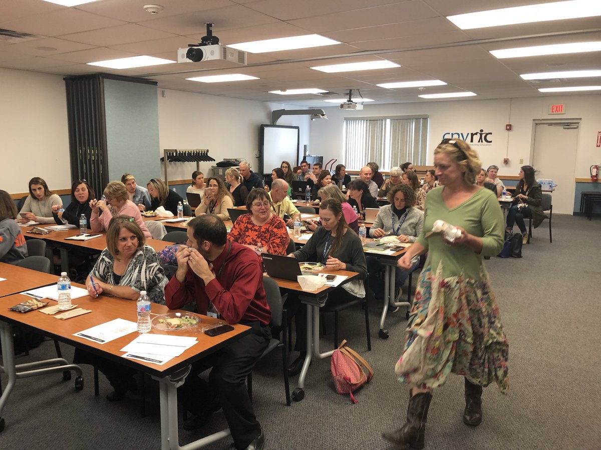 seankruglak's tweet photo. @Naviance  user workshop at the CNYRIC https://t.co/TNZS2KNlLS