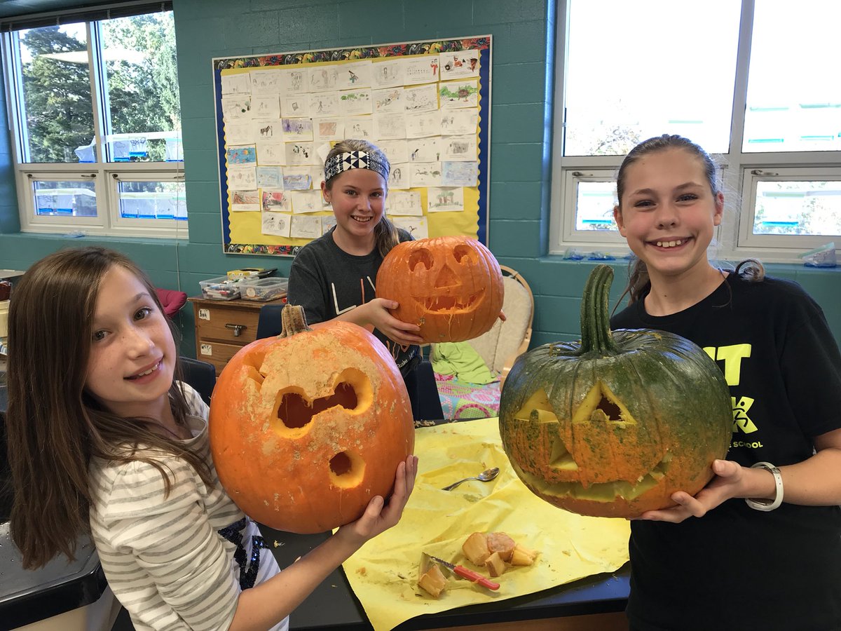 TrishTerry_'s tweet photo. DIY club pumpkin fun #heritagems https://t.co/JrClSevVSr