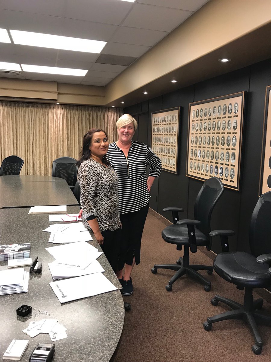 DRSgorman's tweet photo. @DRSgorman you know the mentor mentee match is awesome when it begs the question who is the mentor? @BtfdBrantChamber #dmd2017 https://t.co/TVTxVaUrvN