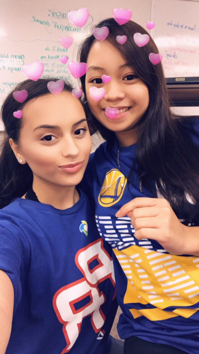 WestfieldStuCo's tweet photo. Pres & VP #WfRedRibbonWeek https://t.co/MYwdIz6oD1
