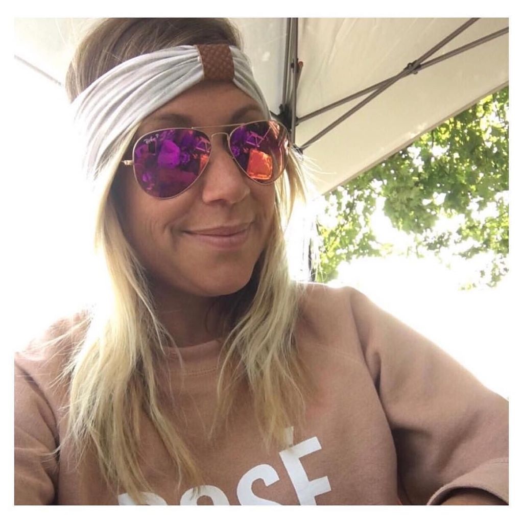 HouseofKoopslie's tweet photo. Boss babe @jenny.ranks in our heather cream bamboo headband with a mocha leather loop! ππΌ #koopsliehead https://t.co/ciQRTqzfD1 https://t.co/i4T8h3RzOf