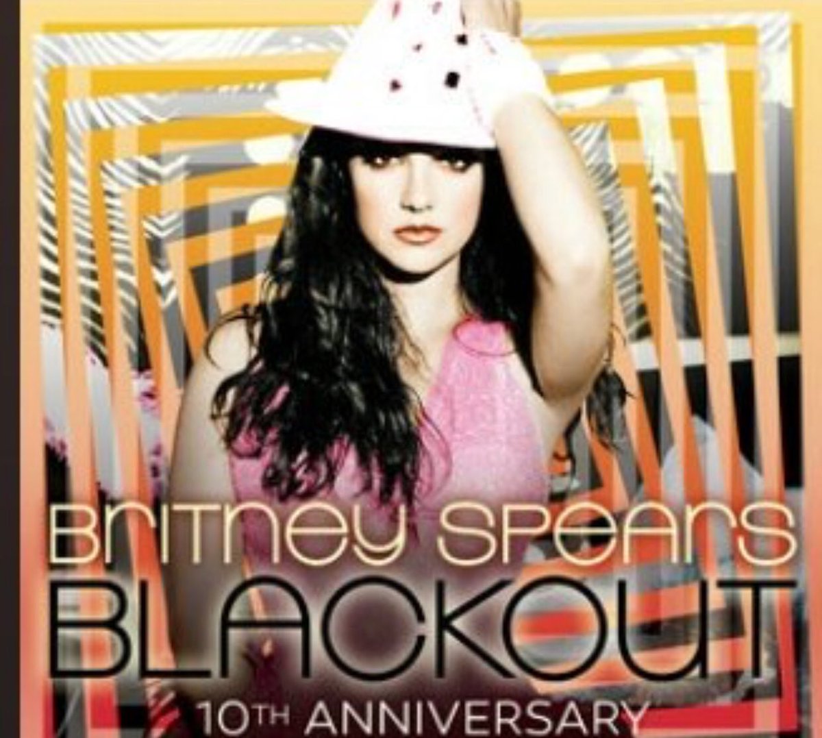 hifaa72's tweet photo. Happy 10th birthday,  #Blackout! #BritneyBlackout10th starts right now🎉🎉🎉❤ @TheBritneyArmy @britneyspears ❤️ we love you https://t.co/2Jfskn8ldn