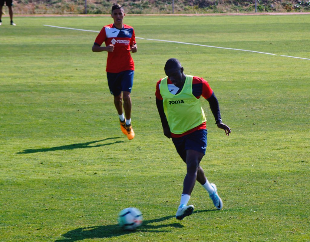 Felicidades <a href="/Karim_Yoda/">Karim Yoda</a> !, esperamos verte pronto con la azulona, seguro que podrías aportar al equipo. Ánimo con la recuperación. 💪