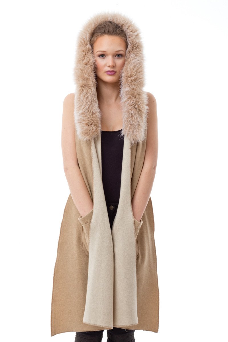 It's fur season! Bundle up in <a href="/MaisonElama/">ELAMA</a> as the cold weather begins to hit🍂Shop the look from our online boutique 🛍 Link in bio  #CoF