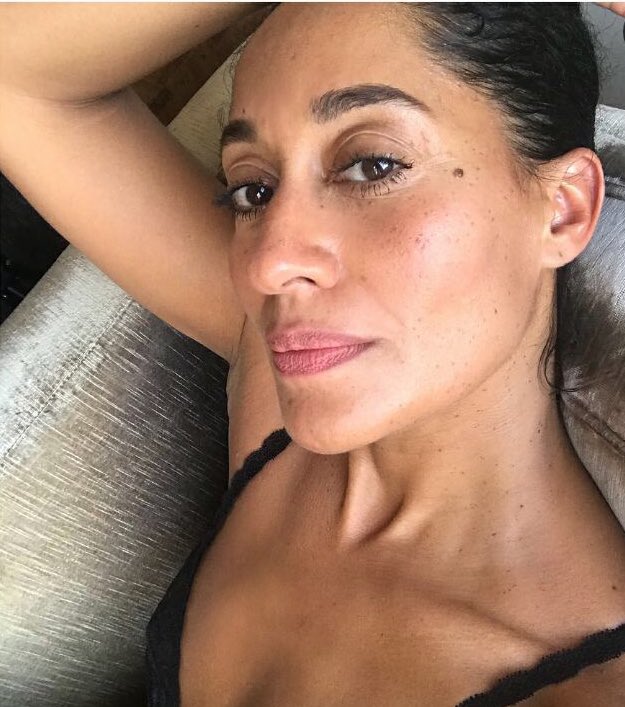 itsgabrielleu's tweet photo. Today's #WCW is @TraceeEllisRoss, my birthday twin &amp; one of the funniest people on the planet. More on her below 💞Let us lift her up. https://t.co/Ky2C1ifZth
