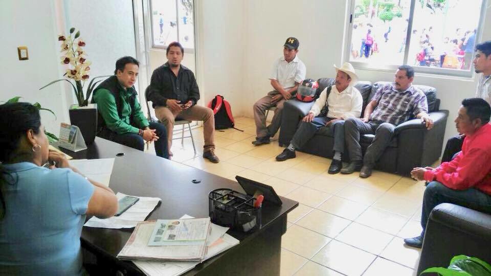 Reunión con la Presidenta Municipal de #ÁngelAlbinoCorzo Carmelita Benavente y Comisariados Ejidales en #Chiapas