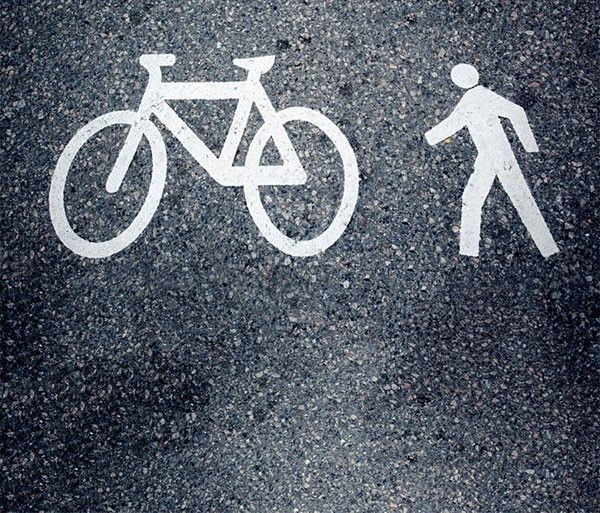 sustainableBU's tweet photo. Check-in your commute this week w/ @walkridedays for a chance to win a @kryptonitelock, @MBTA &amp; @Hubway passes! https://t.co/u6Gak9Svu8 https://t.co/58f8UVWVrW