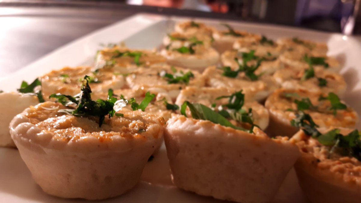 Goan-Portuguese #petiscos created by <a href="/ctodiwala/">Cyrus Todiwala</a> for tonight's dinner with <a href="/MarthasWines/">Martha's Wines & Spirits</a>. Namaste!