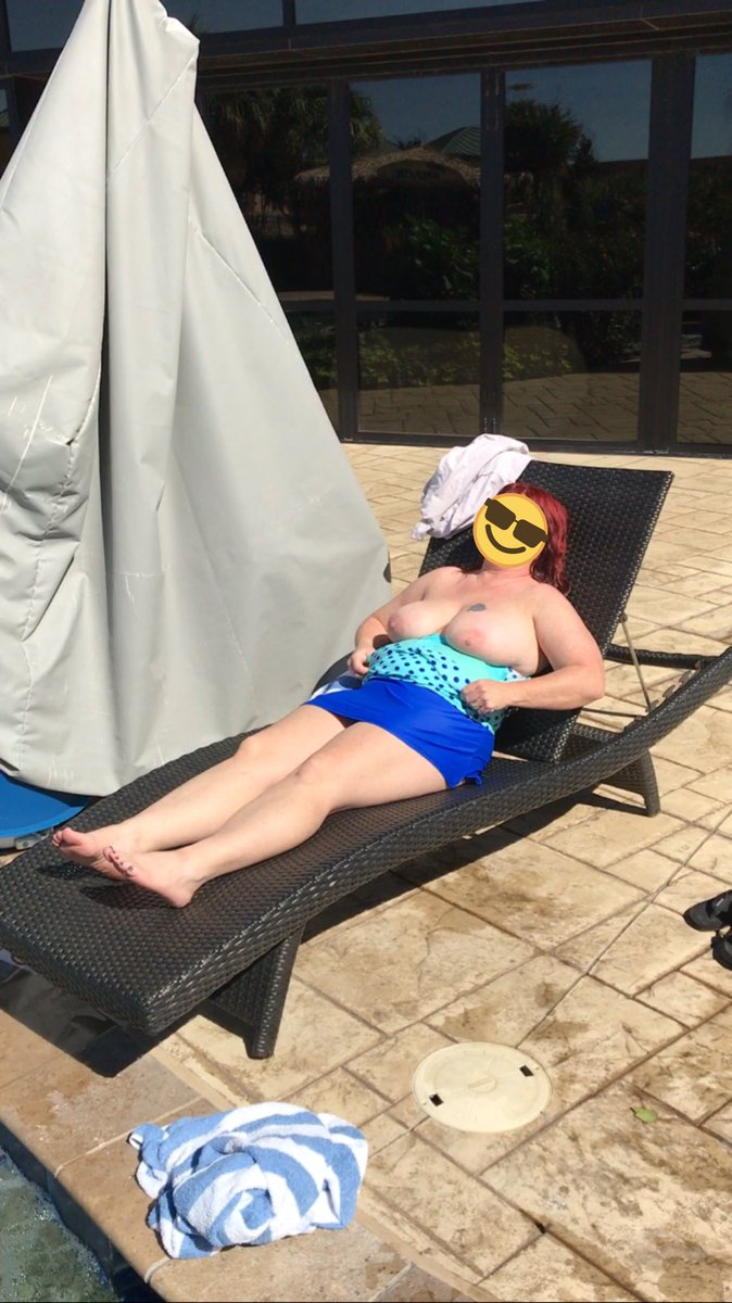 tart409's tweet photo. #vacationtits #flashingtits #36DDD #publictits #hotelpooltits #Hottubtits #pooltits #flashingtitsoutside #sunningtits #toplessoutside #boobs https://t.co/Vy8hW8Gayj