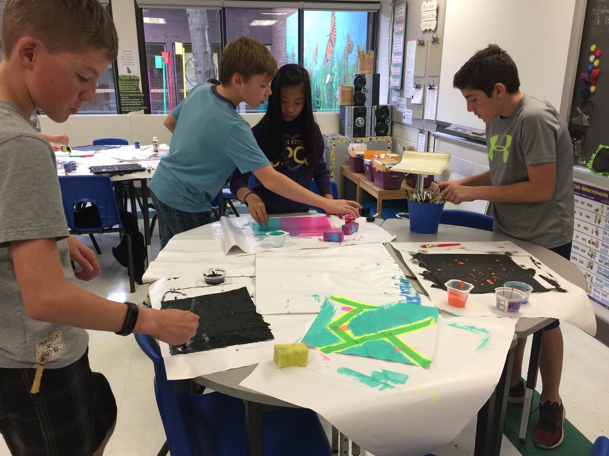 OttawaCathSB's tweet photo. Abstract art in the making! #ocsbarts #gvarts https://t.co/e0QGh8m4eJ