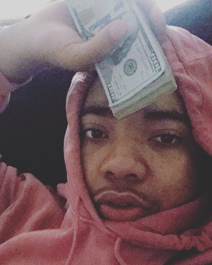 _sbezzy_'s tweet photo. Lil baby ain't broke 💔 https://t.co/gneyk6Dynh