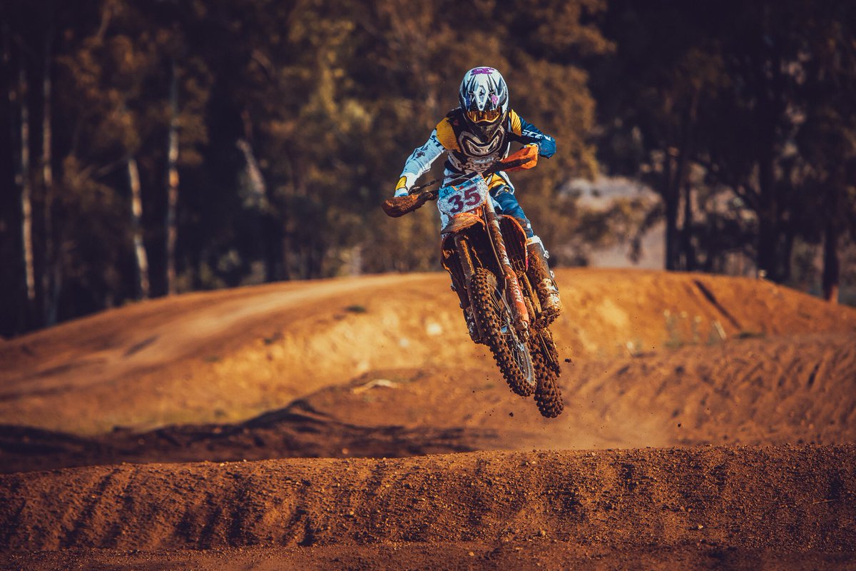 A little #whipitwednesday 🤔

<a href="/scottmotosports/">SCOTT Motosports</a> 
<a href="/motul/">Motul</a> 
<a href="/KTMSouthAfrica/">KTM South Africa</a> 

#motogirl #defendyourvision #noshortcuts #motolife