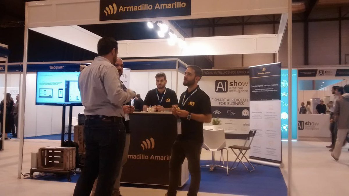 fjfcarrera's tweet photo. Primer dia de #eShowMAD2017 superado! Grandes oportunidades y mucho negocio con @SomosArmadillos. A por el segundo con ponencia incluida! https://t.co/GgzcThwhOU