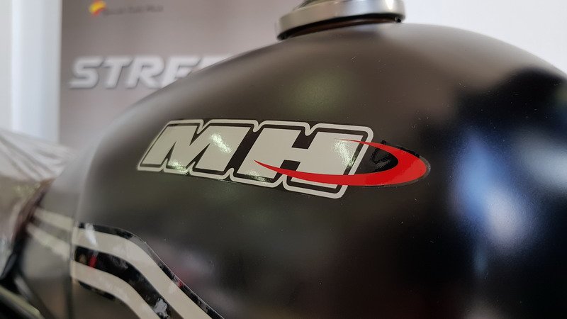 dsmototiendalpa's tweet photo. #BOGGA #MH #DSMOTO #MOTOSLASPALMAS #MOTORHISPANIA https://t.co/GhTqUBgOQZ