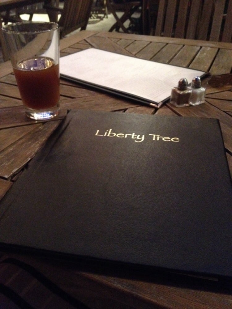 Last Call: <a href="/LibertyTreeDC/">Liberty Tree</a> is done after dinner service this Friday night dc.eater.com/2017/10/25/165…