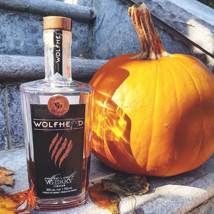DrinkWolfhead's tweet photo. Repost: @boldworks Time to carve a howling wolf into that pumpkin!🎃 #drinkwolfhead #wolfheaddistillery #wolfheadwhisky #coffeewhiskyliqueur https://t.co/KhusQkUurF