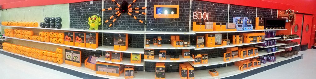 InMyFashion's tweet photo. Don't wait til the last minute to get your #Halloween stuff from @Target! #FlextoFill #vml @ColonJosian @JayYezzi @CSchengber @holt_kelsey https://t.co/Xuf2IjKliH