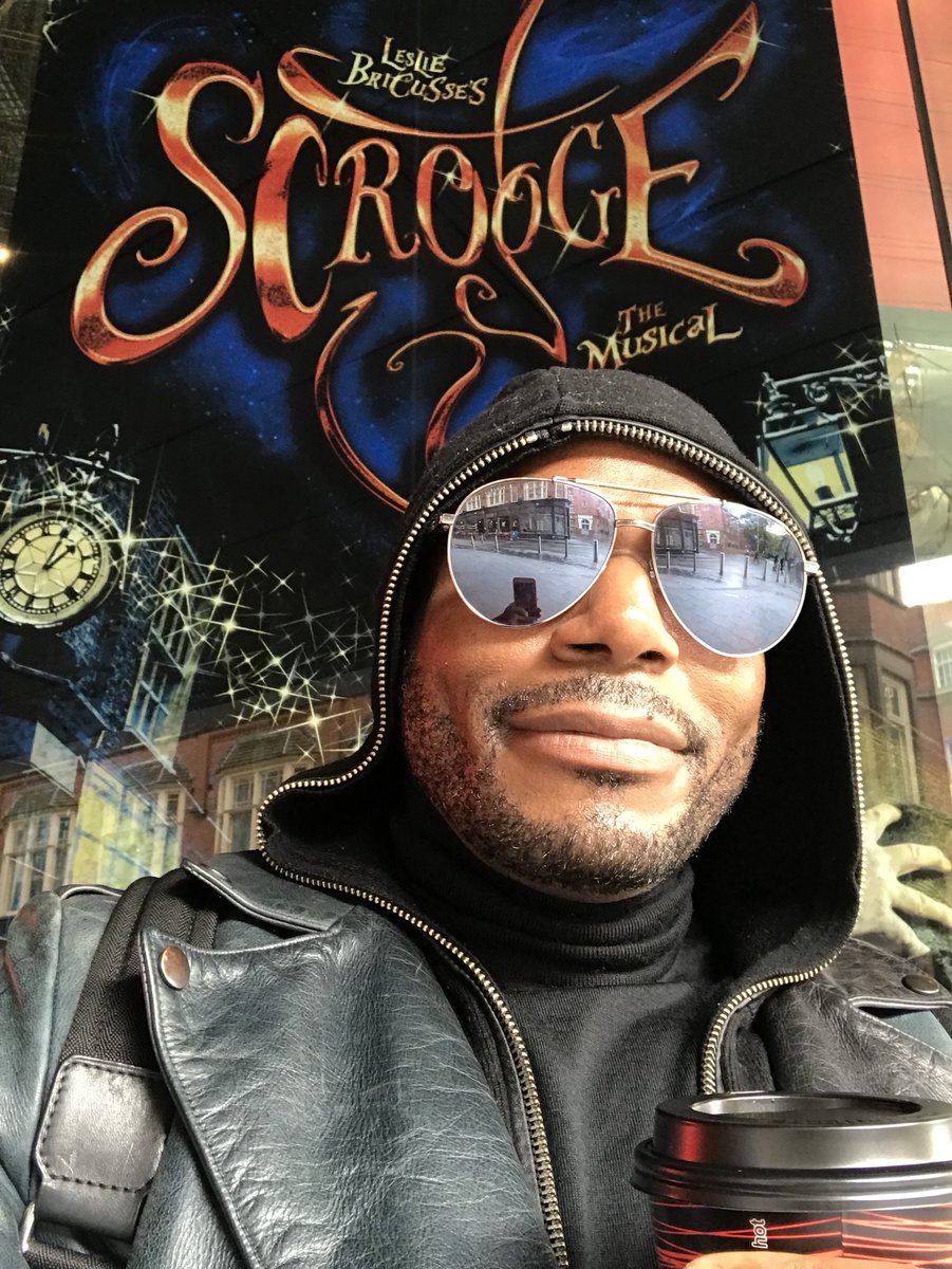 AntonStephans's tweet photo. Wow incredible welcome &amp; love shown me from the folks @Leicester_News Everyday as I rehearse @CurveLeicester for #curvescrooge THANK YOU 😘 https://t.co/NT6QwN76cC
