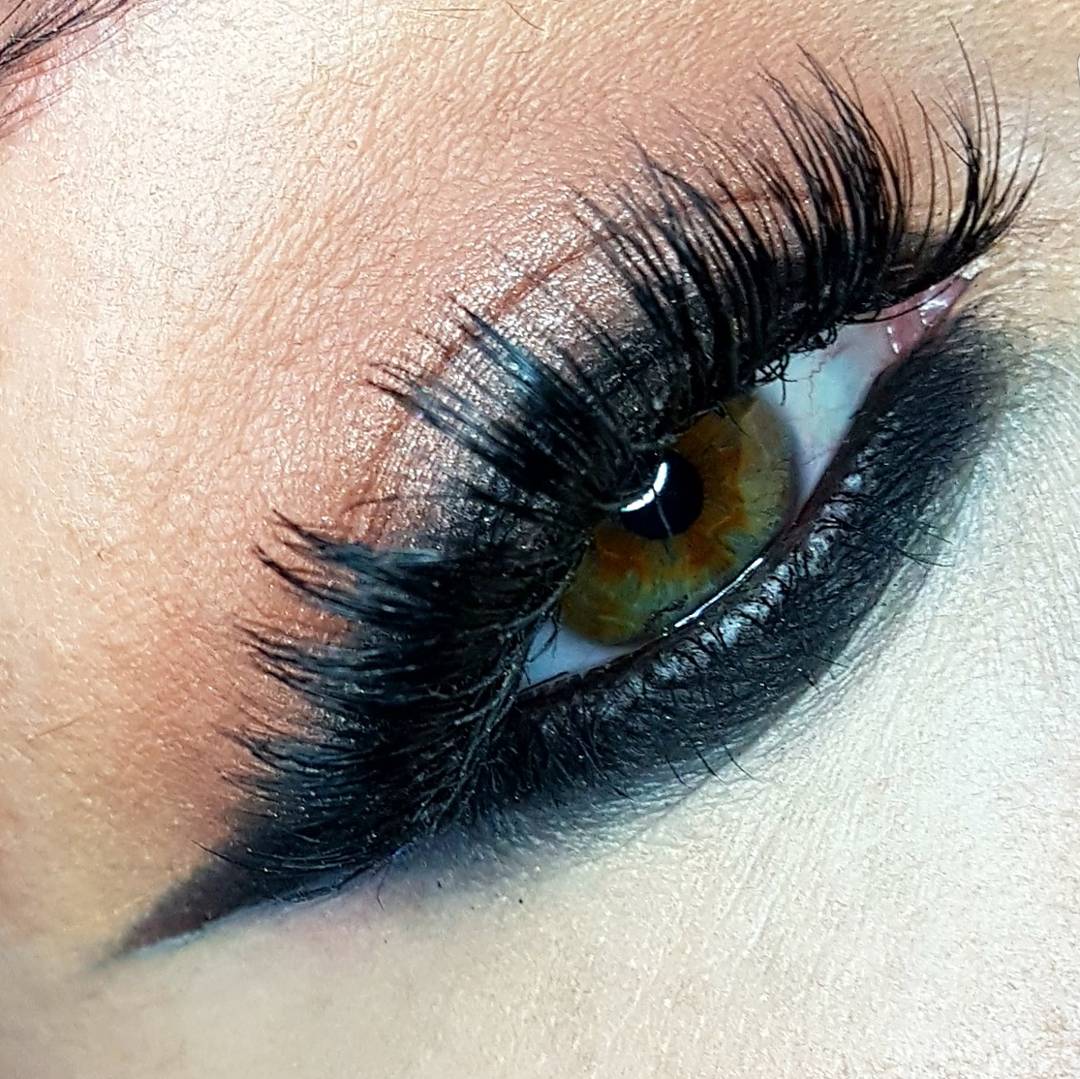 RubyRoseMua's tweet photo. #makeup #beatthatface #vanitymakeup #makeuplover #makeupaddict #liverpool #makeupartist #mua #makeupgeek #makeupaddict #makeuplover https://t.co/hmXDXFkbiS