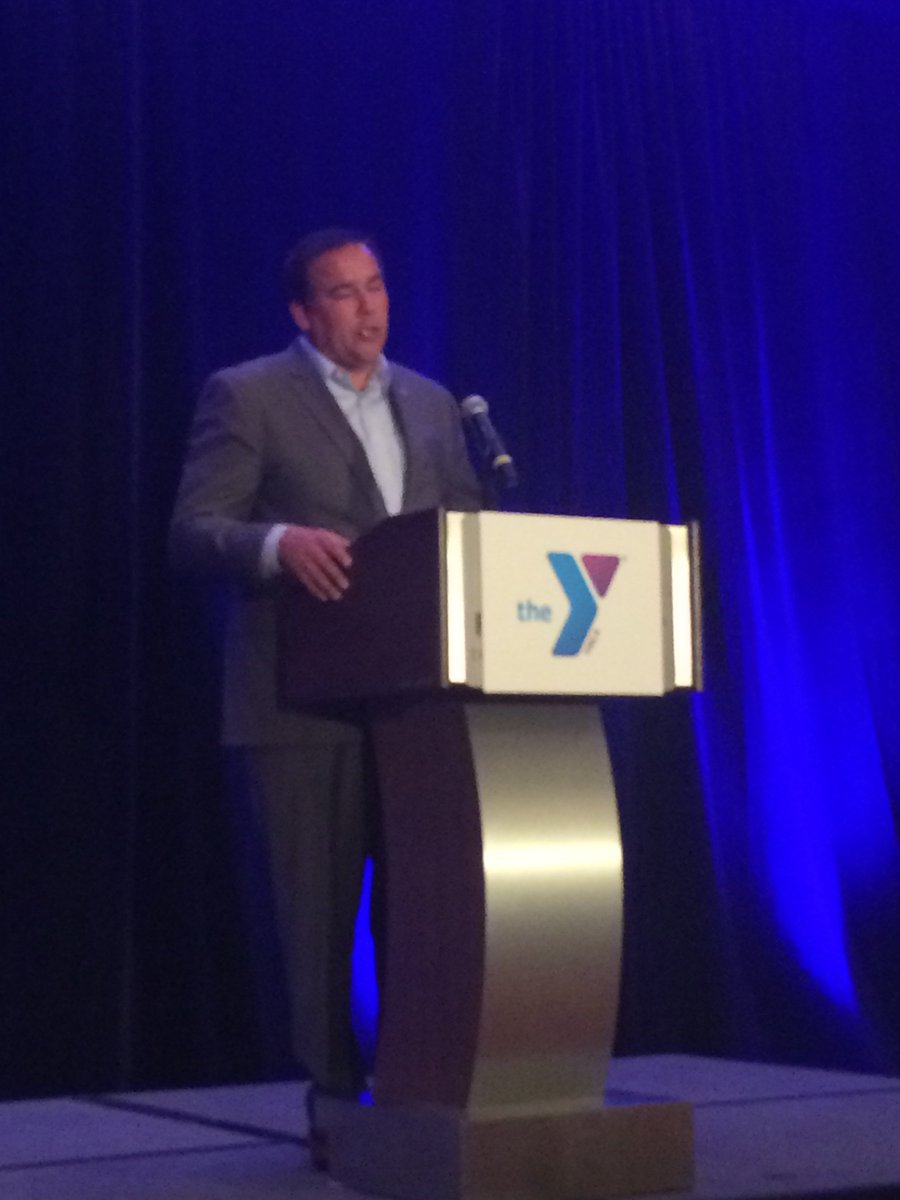 Stephen_Ives's tweet photo. Mayor Ginther welcoming all to the city aspiring to be a equal opportunity city #dig2017 https://t.co/Vgf2Lt8GzL