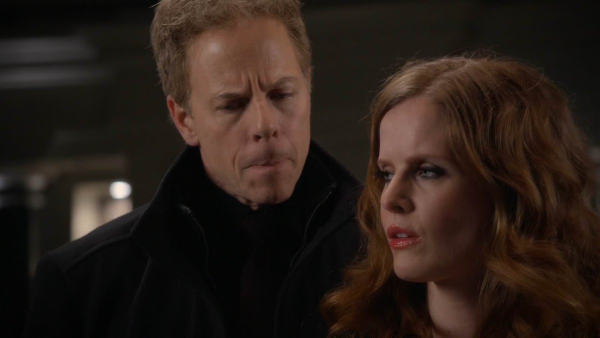 angel_and_kimi's tweet photo. #Zades  #OUAT #Zelena #Hades
He likes nothing more than kissing her 💚💚💚 https://t.co/C2mxk7e9dH