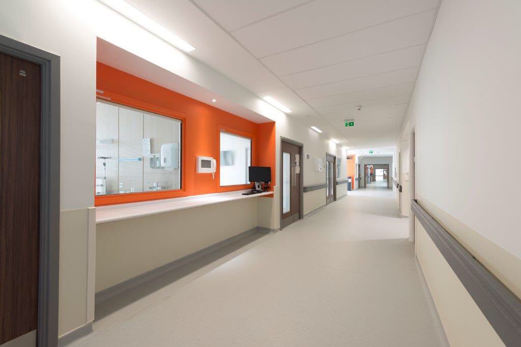 DGRIADLT's tweet photo. Amazing New Hospital @DGNHS @scotgovhealth https://t.co/DYxTcK6RHI