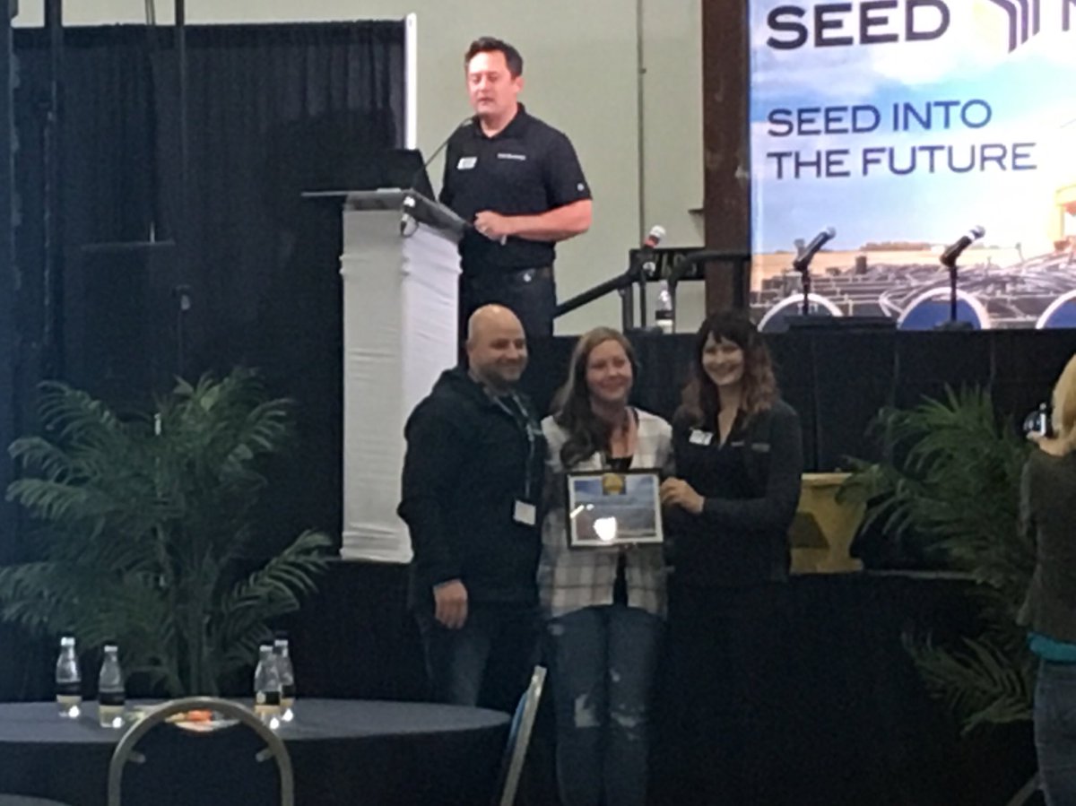 SeedMasterMfg's tweet photo. Recognizing our dedicated dealer sales team. Thanks for your great efforts! #SeedMasterCertified https://t.co/5zVxeip0H6
