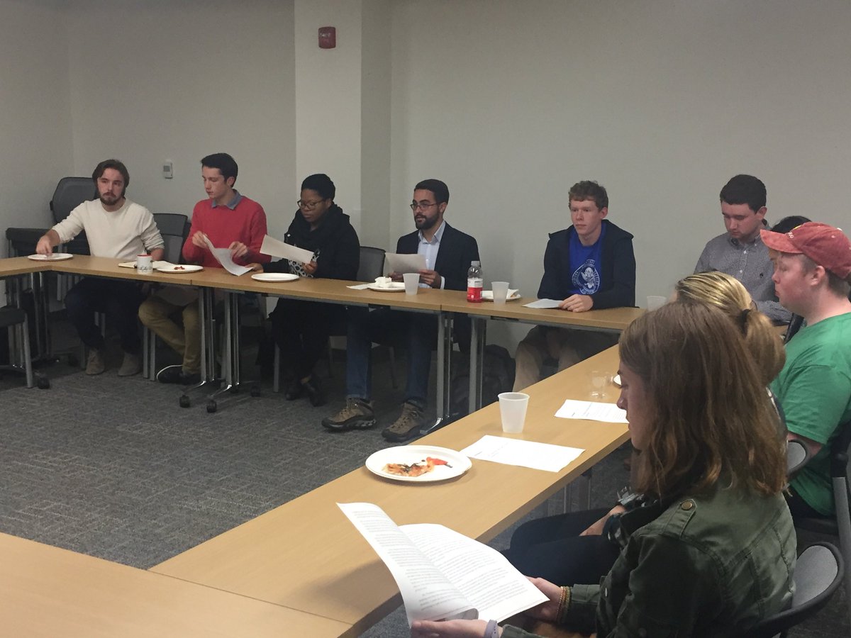 AUjwilliams's tweet photo. @AU_SPA students talking “civility in politics” w Profs Nelson & Thurber #PizzawithaProf # https://t.co/LPU6jdjvY8
