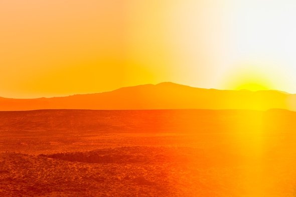 Greenpeace's tweet photo. Not good—excessive summertime heat is rising across the US. 
https://t.co/uXPgv4NUdu #climatechange https://t.co/hbdXC6LGWM