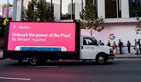 DanSmit55224611's tweet photo. To get word out that Pixel rocks on @TMobile, @JohnLegere sent mobile billboards out to the streets. #BYOPixel
https://t.co/wPIK08xP3e https://t.co/JYUlg4DFOF